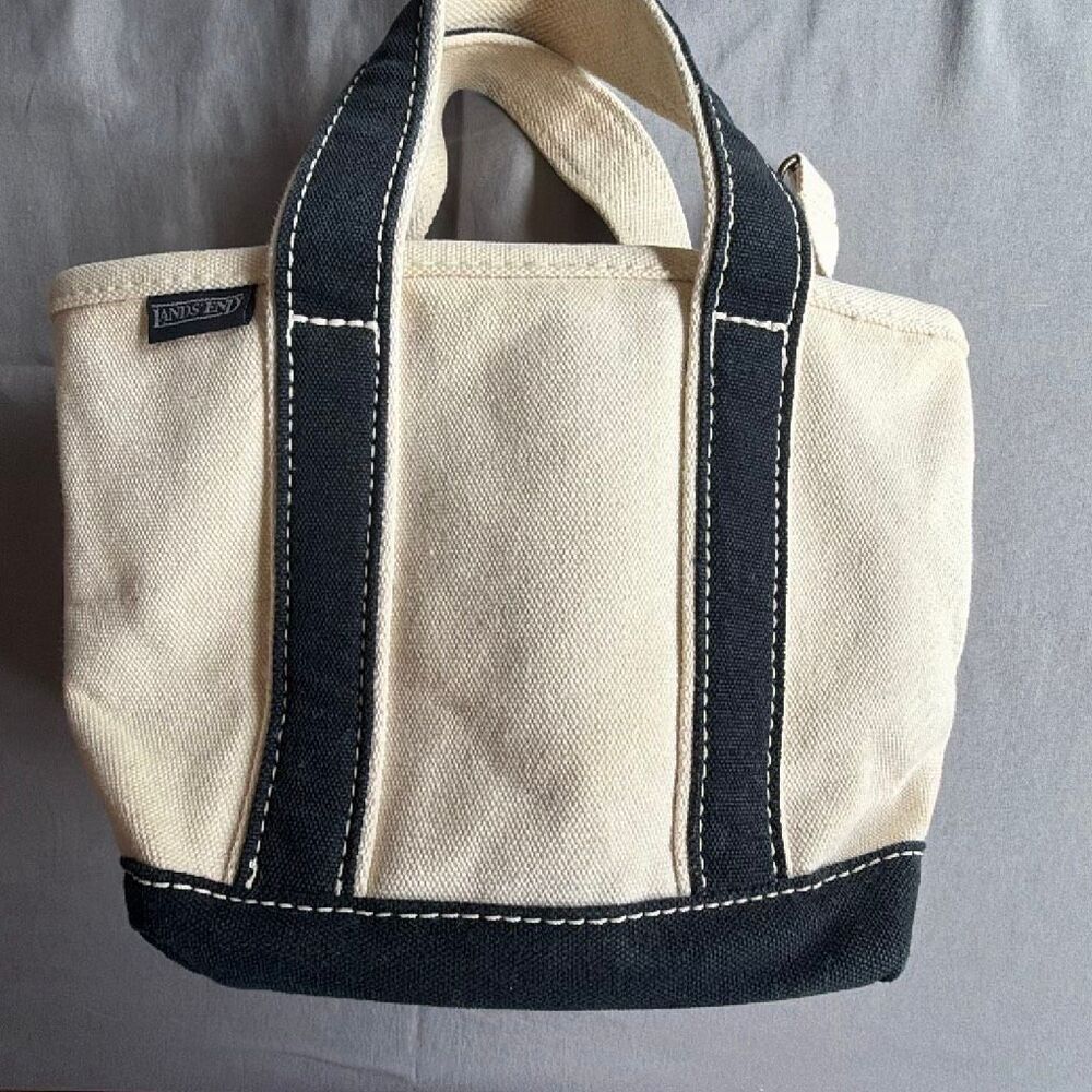 Lands’ End Canvas Boat n Tote Natural Navy with key chain